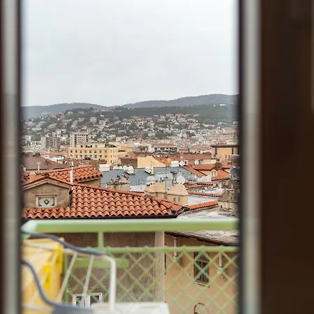公寓 San Giusto Elegante Bilocale Con Balcone E Vista