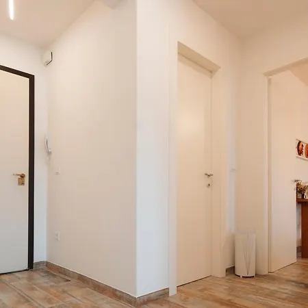 San Giusto Elegante Bilocale Con Balcone E Vista 公寓 的里雅斯特