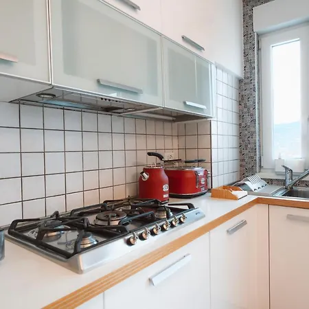 Appartement San Giusto Elegante Bilocale Con Balcone E Vista