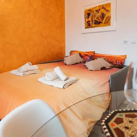 דירה San Giusto Elegante Bilocale Con Balcone E Vista *