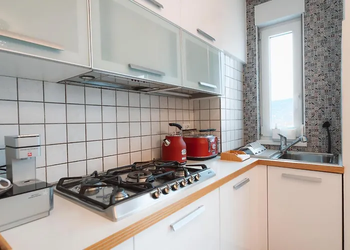 Apartament San Giusto Elegante Bilocale Con Balcone E Vista