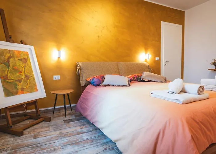 Apartment San Giusto Elegante Bilocale Con Balcone E Vista Trieste